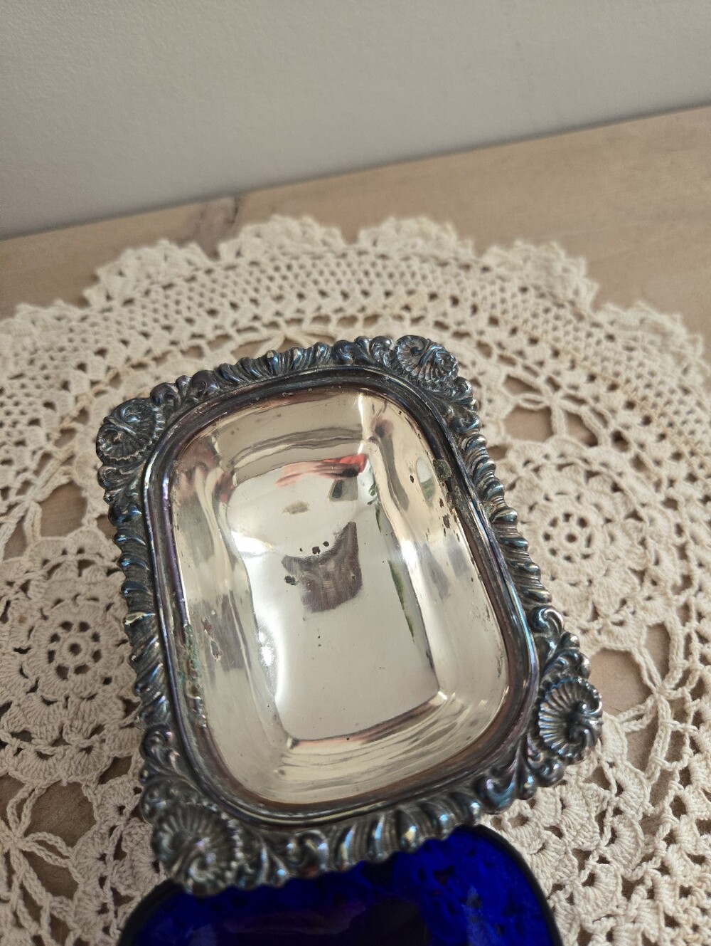 Vintage Silverplate & Cobalt Blue Glass Footed Salt Cellar Condiment Dish - Picture 6 of 8